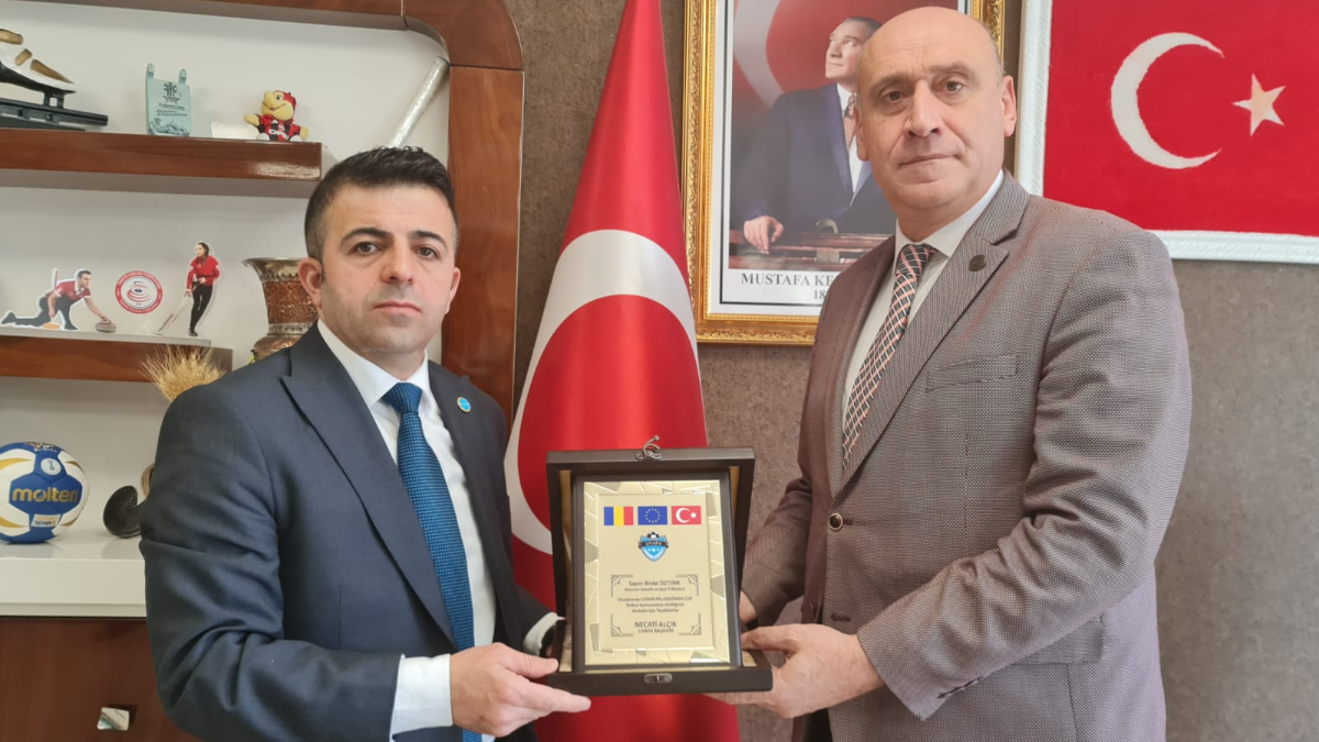 UYAFA’ dan Erzurum Gençlik Spor Müdürü Birdal ÖZTÜRK Bey’e ziyaret