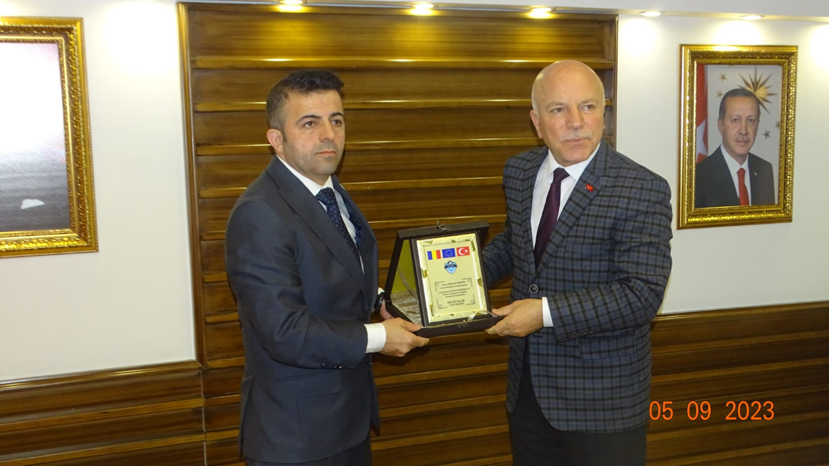 UYAFA’ dan Erzurum Büyükşehir Belediye Başkanı Mehmet Sekmen Bey’e ziyaret